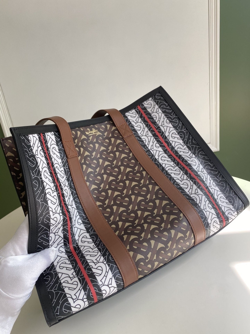 Bv*b*rry shopping bags